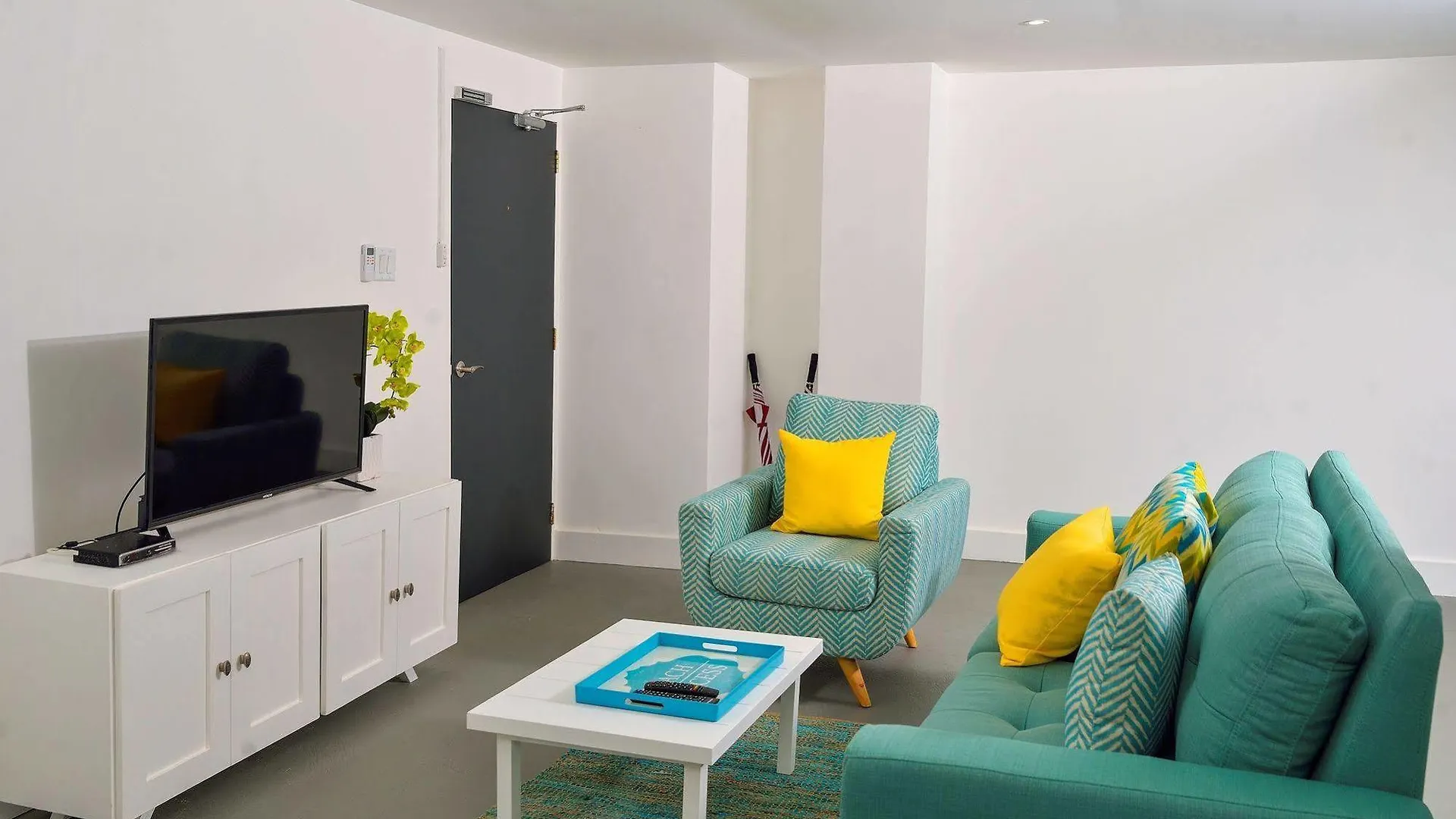 Beaumont Suites Hastings 3*,  Barbade